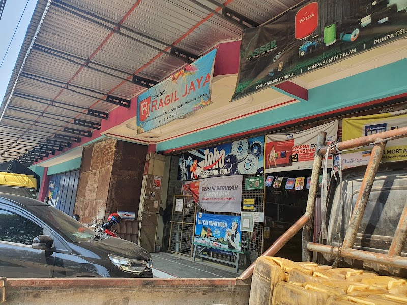 Membangun Cilacap Bersama: Solusi Material Terbaik di Layansari